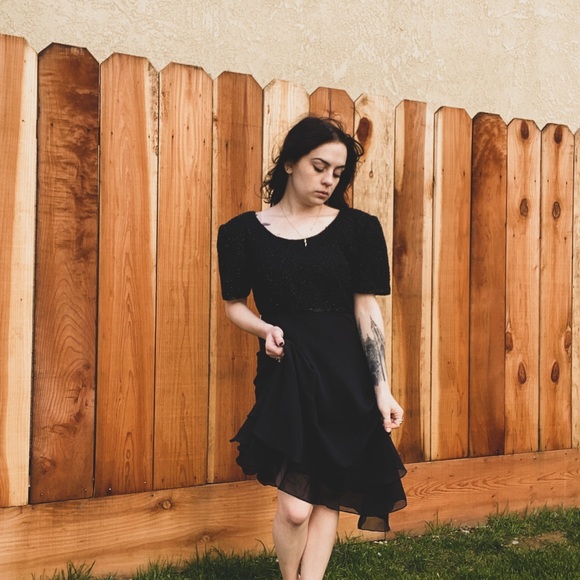 Vintage beaded dress. - Picture 6 of 10